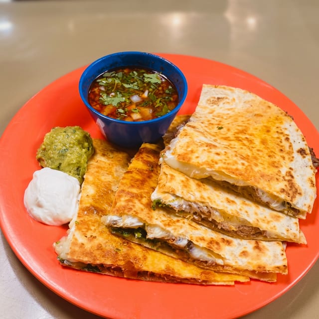 Quesa-Birria.
